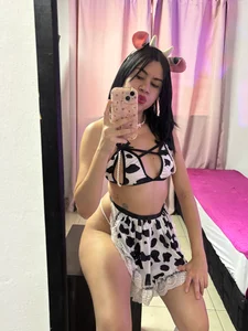 Vicky_Love_: Soy una vaquita llena de mucha leche 🥛 🐮🎀 ( 3 фото)