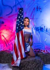 CamilaPreston kullanıcısının JULY 4 albümü -  8 fotoğraf