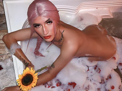 EmilyZaennz 🔥 Pic 3