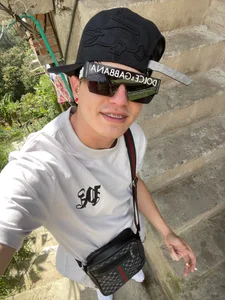 Themasterhades_777 I'm back in my living room, did you miss me? Pic 8