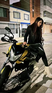 Abril_latex02: Public ( фото)