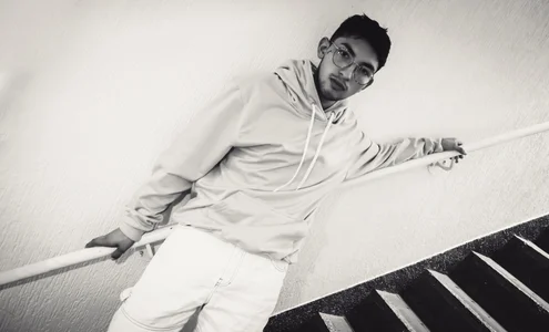 Tangled in passion de TomLondon_ Foto 2