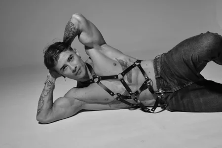 Ryannblue07: sexy ( фото)