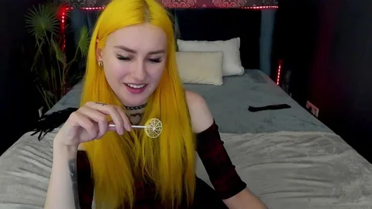 Erotic_Synth_Goddess: Public ( 8 фото)