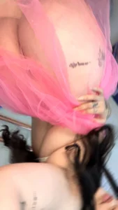 Meggan_Rosse01 paradice word Pic