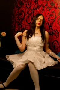 for you bby 🔥😈 de Lux_Royse  4 Imagens