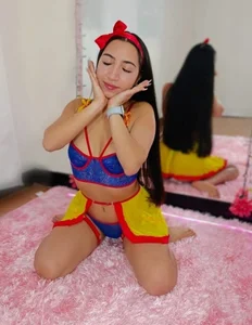 AriadnaCappelletty kullanıcısının I will be your princess 🥰❤ albümü -  2 fotoğraf