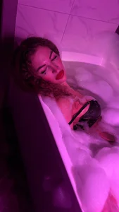 Anna__Herrera Public 사진 2