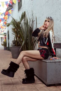 Foxxy_Doll Sensuality in the Street 🖤 slika 3