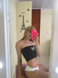 alisoondrean_ Public Pic