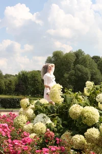 TherestlessKitty Professional photo shoot in the park (part 1) Pic 3