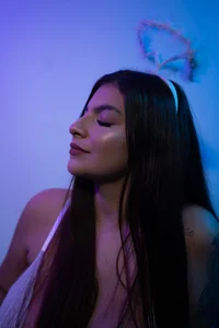 Angel side🪽😇🪽 de cathalina_ortiz  5 photos