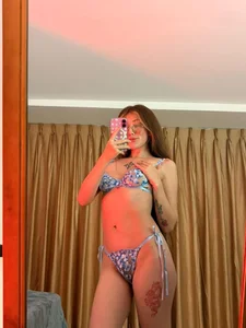 Emily_Warren_ mermaid color🙈 . fénykép