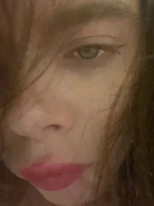 tasty_stranger_aishe <3 Pic