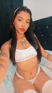 NekoAbbyのMy sexy body✨の 2枚の写真