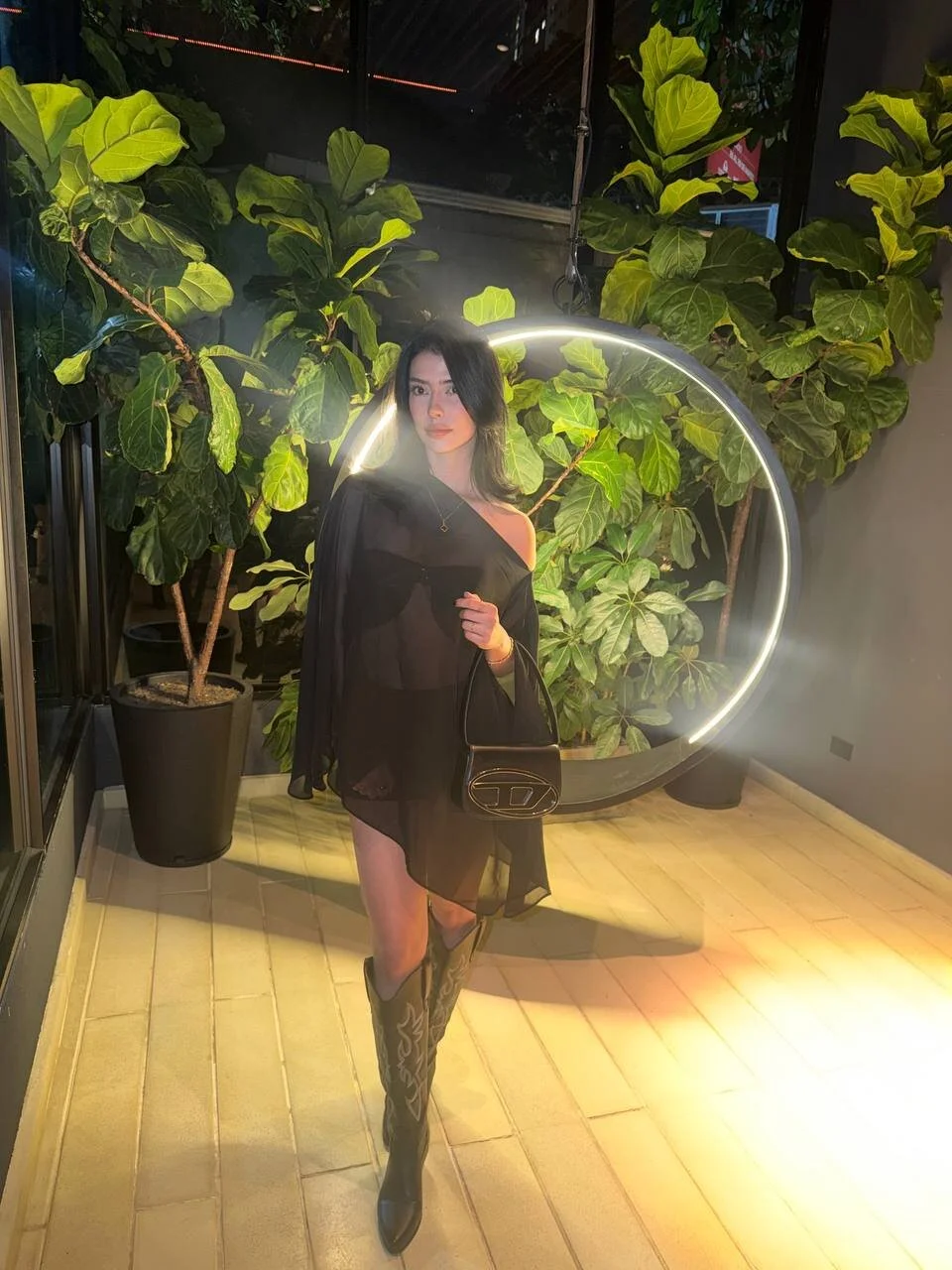 ElleDiane Image populaire  5828