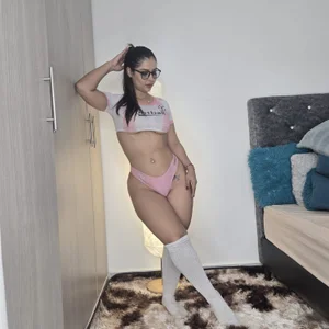 Anna_JonessWanna play with my big ass?图片 2