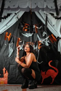 AgataRinaldi TRICK OR TREAT Immagine  4