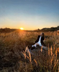 There’s wind in the field, and peace in my mind☀ de LissaTelor  2 photos