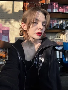 LavondaDeleston Public Pic 6