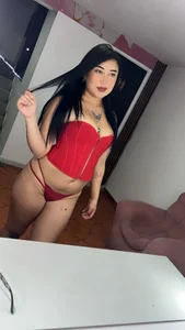 YOUR FAVORITE GIRL 😍💋 de ARY_HORNEY  6 photos