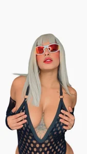 lorensfenty Public  4টি ছবি