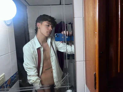 _morghan_ schoolboy Hình 2