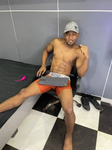 StevenbrandMY HOT BODY图片 3