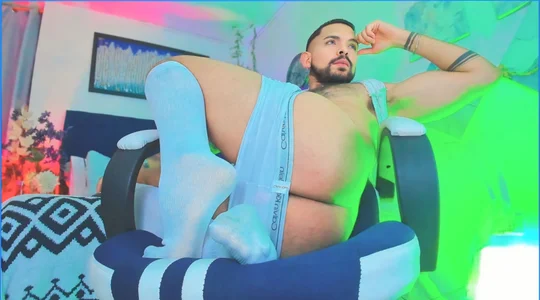 Adil_aminn Sexy in white Foto 3