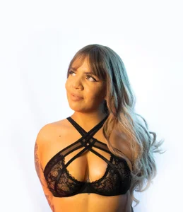 WildyTemping Do you want to see me with this lingerie waiting in your bed? 🤍 Bilde 5