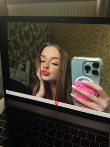 Milla_Rae cute milla 🌷 Bilde 3