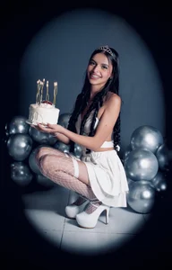 BunnyWolf_ 🎉💋 A more beautiful, stronger and more grateful year. Thank you for all the love you have given me Pic