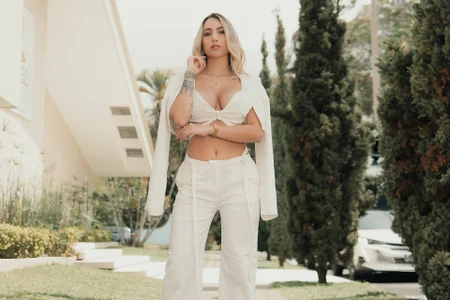 Goddess in White od StacyConner  snímek