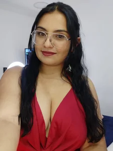 MelissaRhodes Dresses and beauty Foto 4