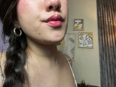 ZharaGag_on_u this little mouth does wonders with your cock 💋 Pic