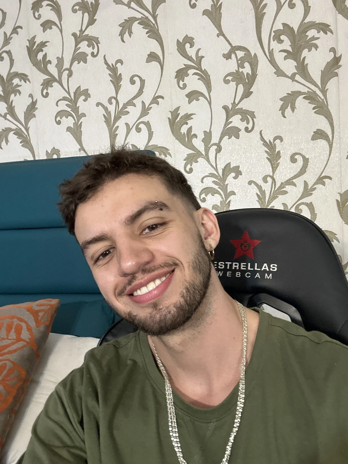 Michael_magno adlı kullanıcının viral fotoğrafları:  6069