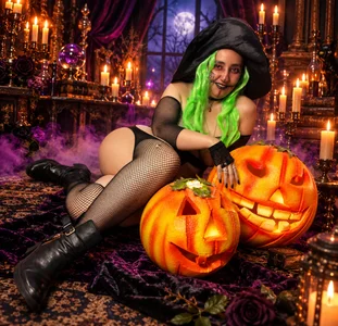 Alucard_HellsiingのA SWEET AND FUN HALLOWEEN FOR MY BEAUTIFUL FANS🔥🎃の 6枚の写真