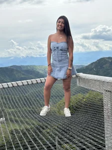 VictoriaParkeer one day with me 😍 รูป  2