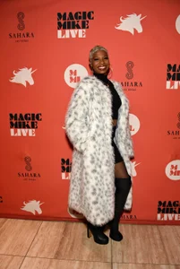 KimmiPop Public Pic 4