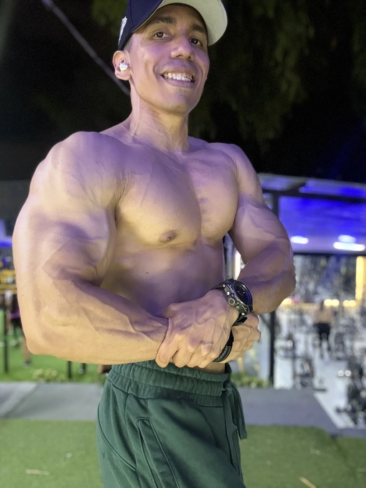 Трендове зображення  2912 Erik_castle