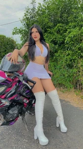 biker girl od mia_isabell20  7 snímek