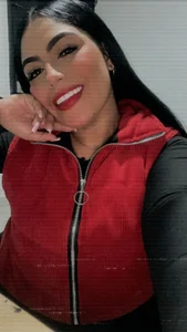 kiana_cream I like the color red and you? Pic 5