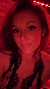 vixengoddess696 Girl Next Door Pic 3