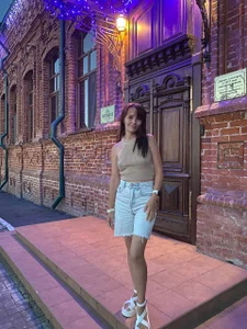 AnnamariaCutt Public Εικόνα 5