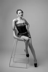 LaraLanee B&W lust Pic