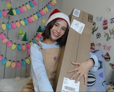 reaLISStic Christmas 2024 Pic 3