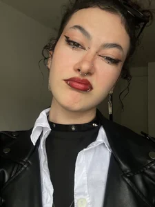 Leather de NoahWhitte  3 Imagens