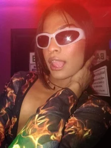 party_star_ts the sexy girl Foto