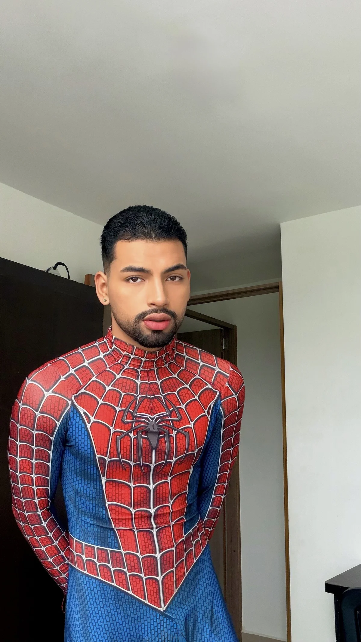 Foto em tendência de jacob_cole 6649