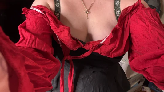 salem_in_the_woods Lady in Red Εικόνα 2